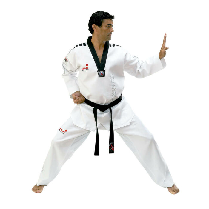 WT taekwondo mester ruha