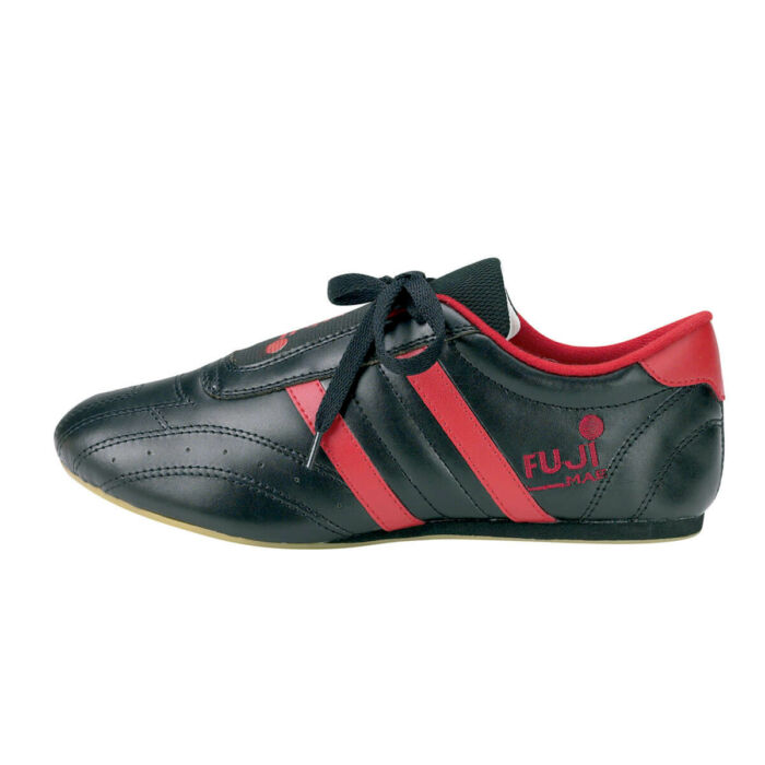 Taekwondo cipő, fekete-piros