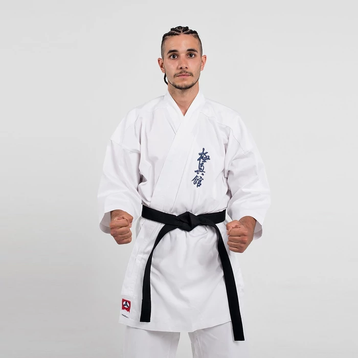 Training Kyokushin-Kan Karate Gi